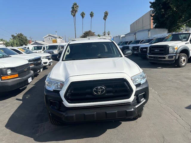 2022 Toyota Tacoma SR