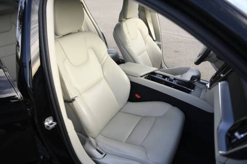 2019 Volvo S60 T5 Momentum