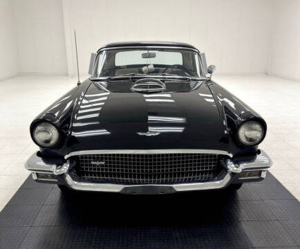 1957 Ford Thunderbird