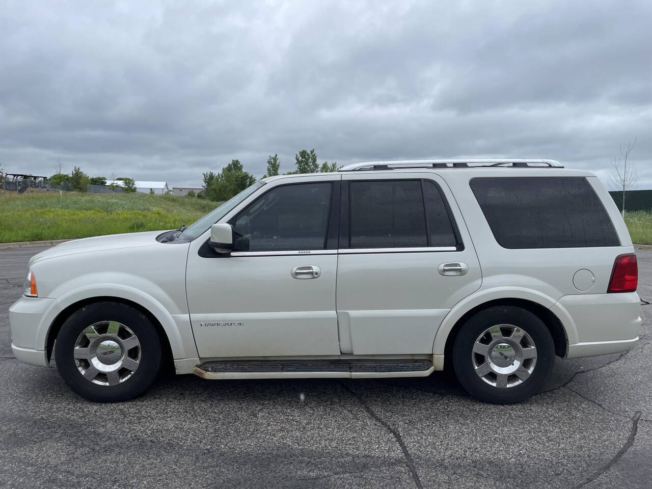 2005 Lincoln Navigator for sale at Twin Cities Auctions in Elk River, MN