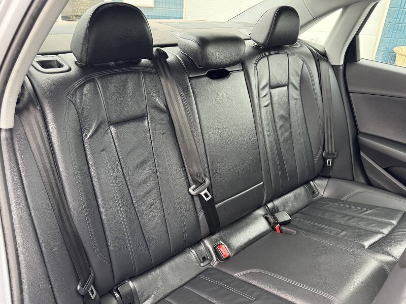 2017 Audi A4 2.0T quattro Premium