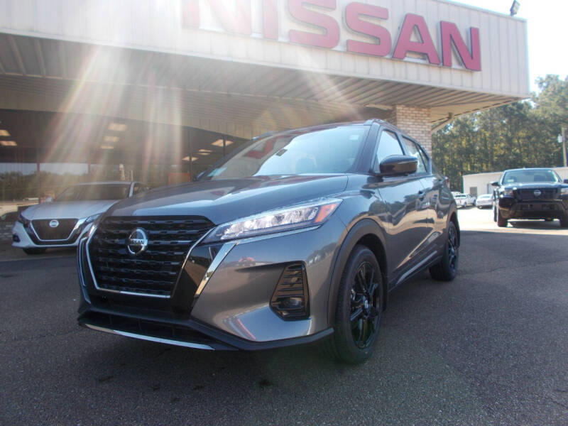 2021 Nissan Kicks SR