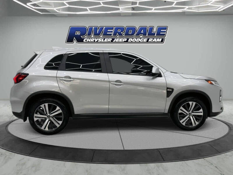 2024 Mitsubishi Outlander Sport ES