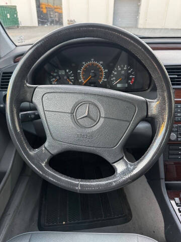 1995 Mercedes-Benz C-Class C 220