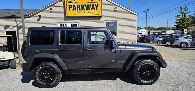 2014 Jeep Wrangler Unlimited for sale at Parkway Motors in Springfield IL