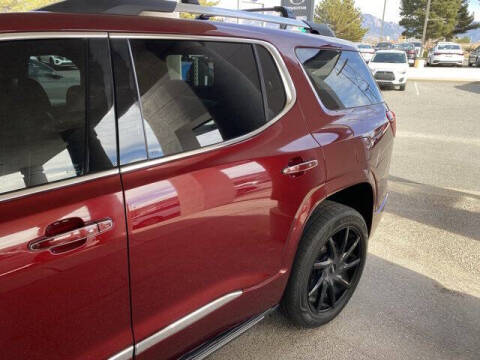 2017 GMC Acadia Denali