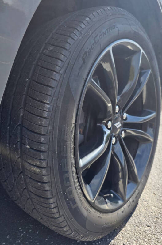 2018 Dodge Challenger SXT Plus