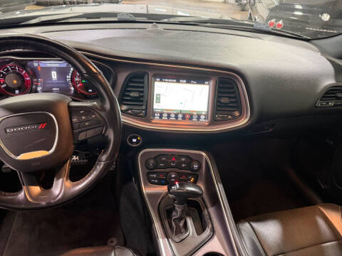 2018 Dodge Challenger SXT Plus