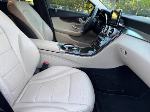 2015 Mercedes-Benz C-Class C 300 4MATIC