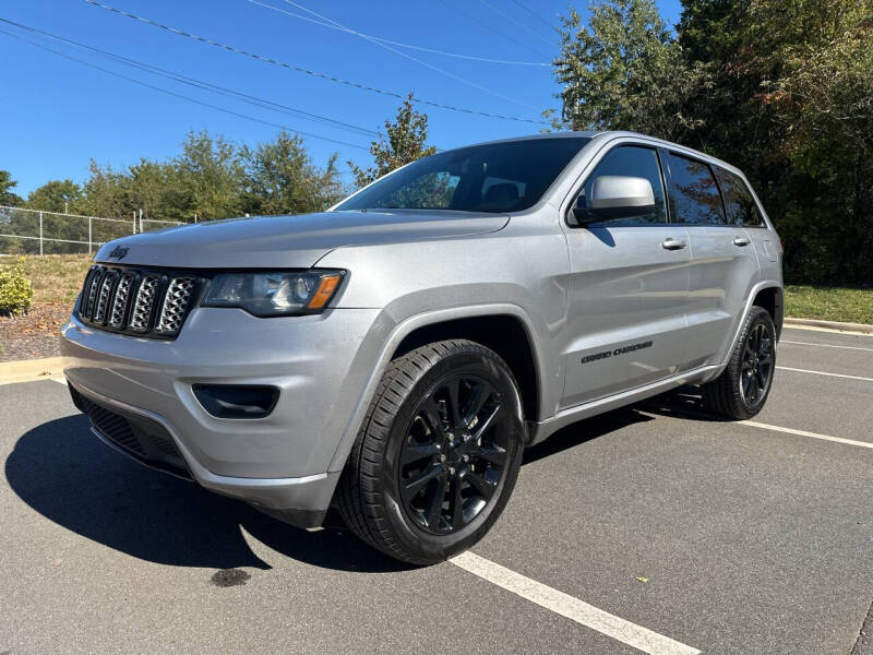 2018 Jeep Grand Cherokee for sale at Noble Auto in Hickory NC