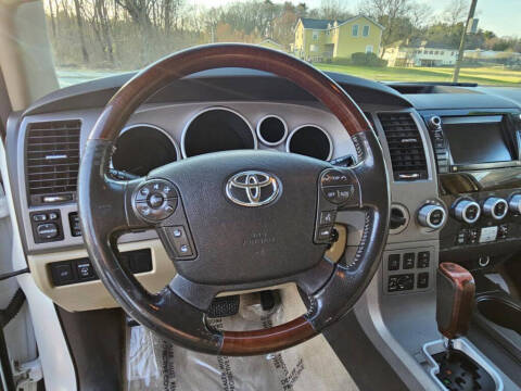 2011 Toyota Sequoia Platinum