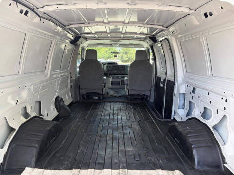 2009 Ford E-Series E-150