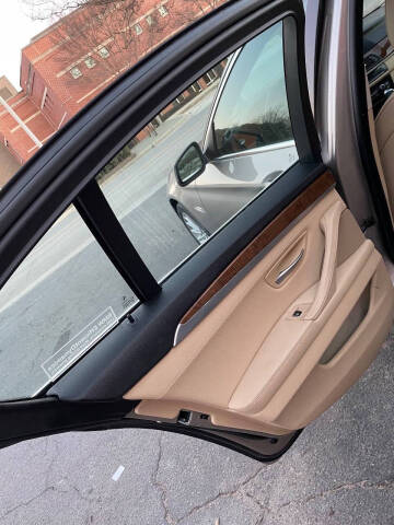 2012 BMW 5 Series 535i