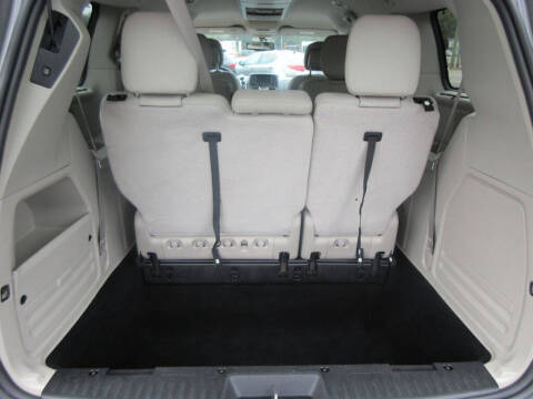 2016 Chrysler Town and Country Touring