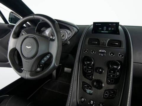 2015 Aston Martin Vanquish