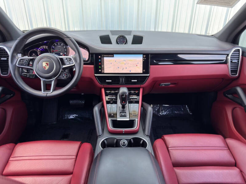 2023 Porsche Cayenne