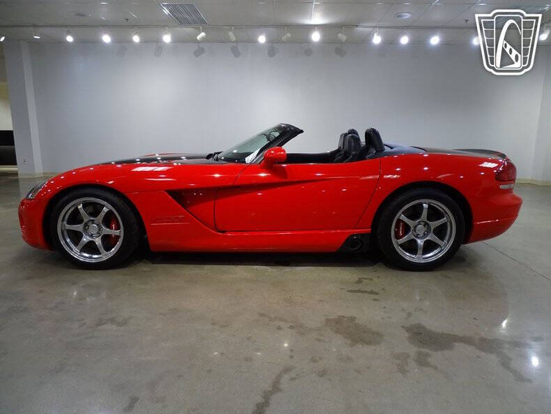 2003 Dodge Viper SRT-10