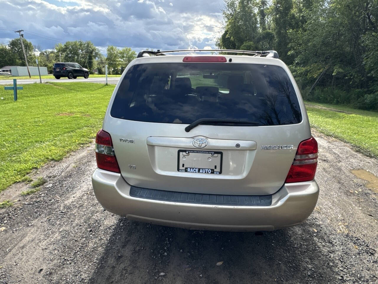 2005 Toyota Highlander for sale at Race Automotive INC in Williamson, NY