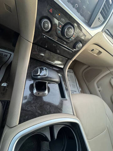 2012 Chrysler 300 Limited