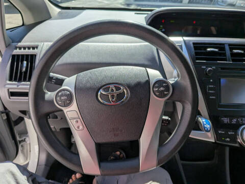 2012 Toyota Prius v Two