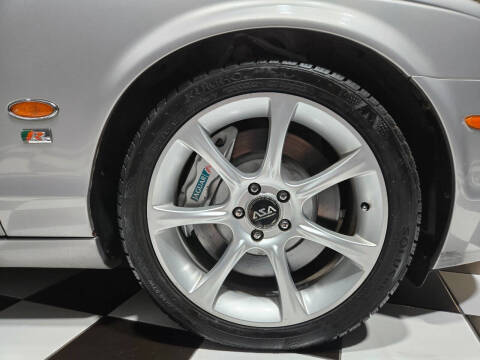 2005 Jaguar S-Type R