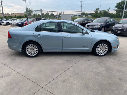 2010 Ford Fusion Hybrid for sale at Ultimate Rides in Appleton WI