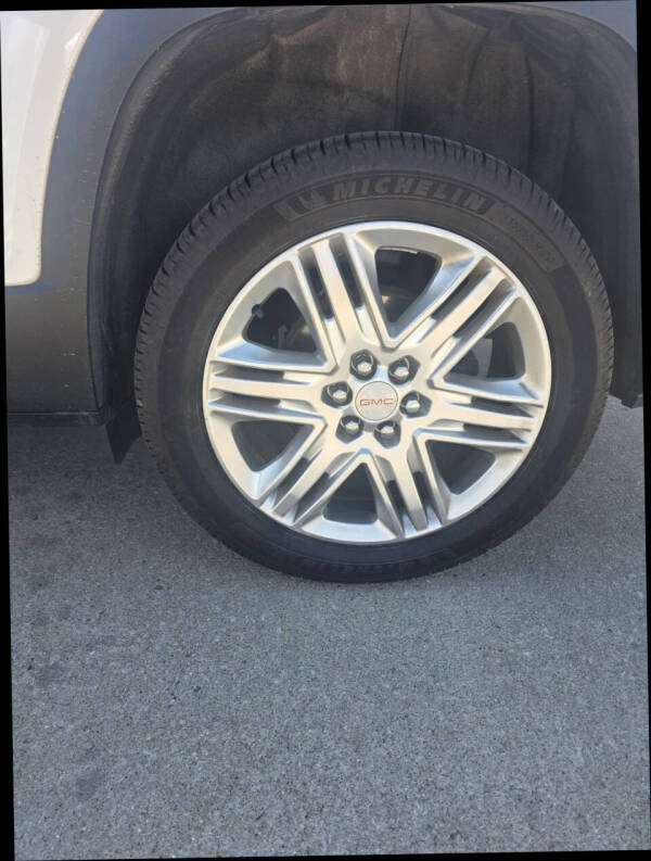 2019 GMC Acadia SLT-1