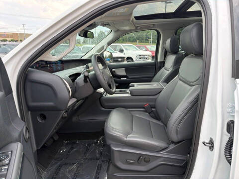 2026 Ford Expedition Active