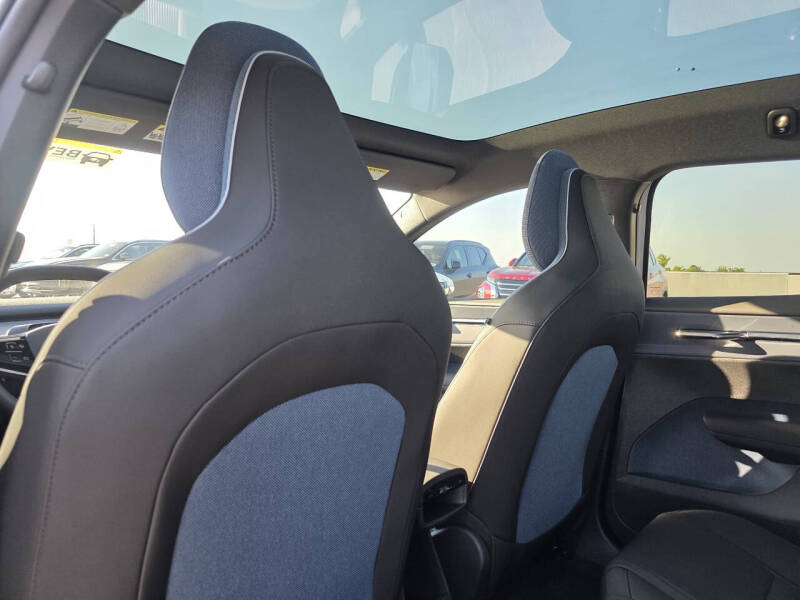 2026 Volvo EX30 Twin Plus