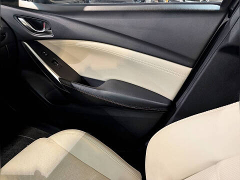 2015 Mazda MAZDA6 i Grand Touring