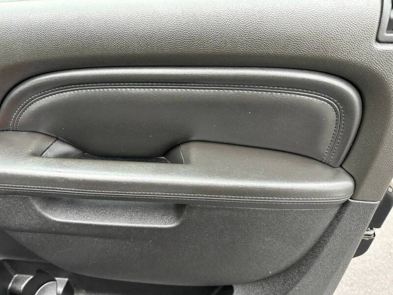 2014 Cadillac Escalade Luxury