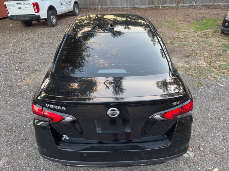 2021 Nissan Versa SV