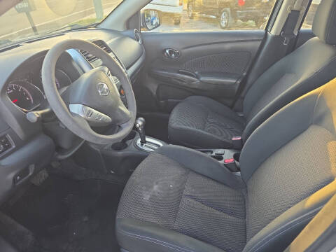 2016 Nissan Versa 1.6 S Plus