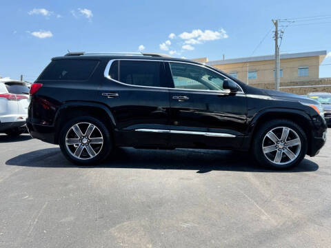 2017 GMC Acadia Denali