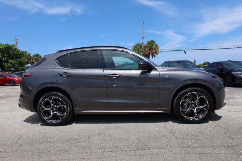 2024 Alfa Romeo Stelvio Ti