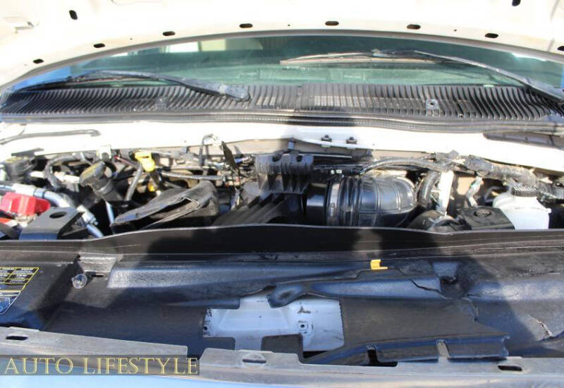 2014 Ford E-Series E-450 SD