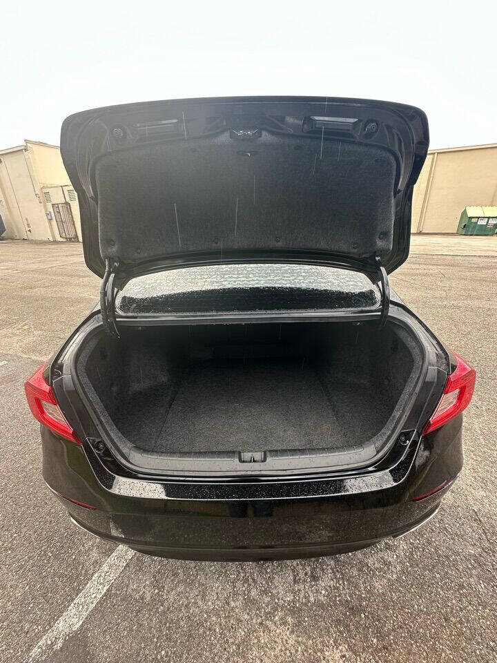 2018 HONDA Accord Sedan - $16,999