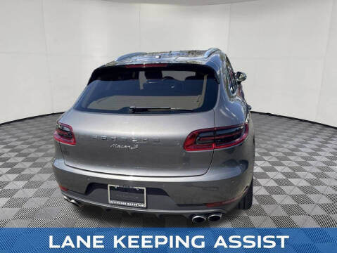 2016 Porsche Macan S
