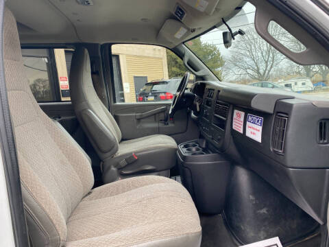 2018 Chevrolet Express LS 3500