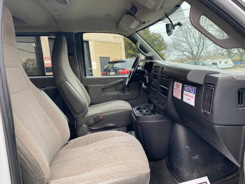 2018 Chevrolet Express LS 3500
