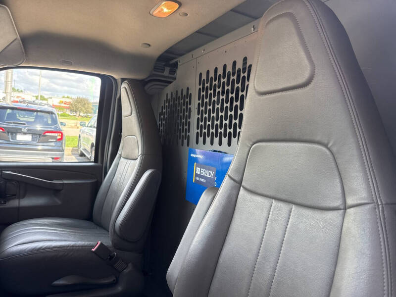 2020 Chevrolet Express 2500