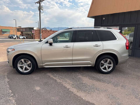 2016 Volvo XC90 T5 Momentum