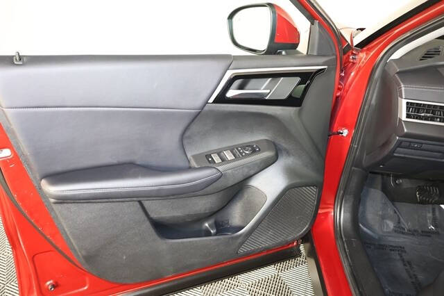 2023 Mitsubishi Outlander SE