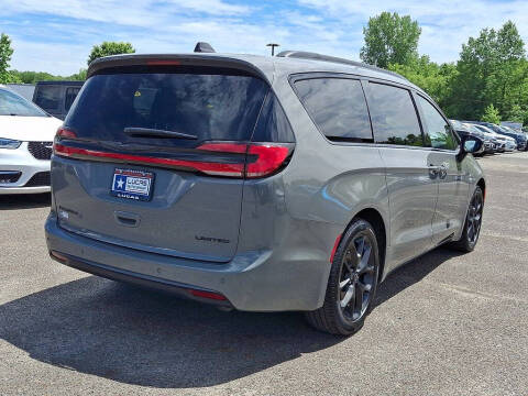 2025 Chrysler Pacifica Limited