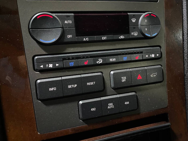 2014 Lincoln Navigator