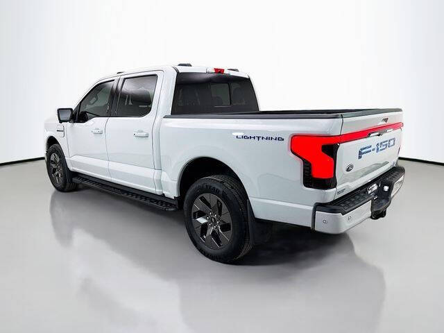 2023 Ford F-150 Lightning Lariat
