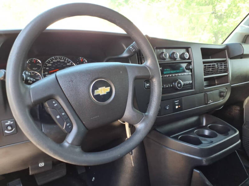 2017 Chevrolet Express 2500