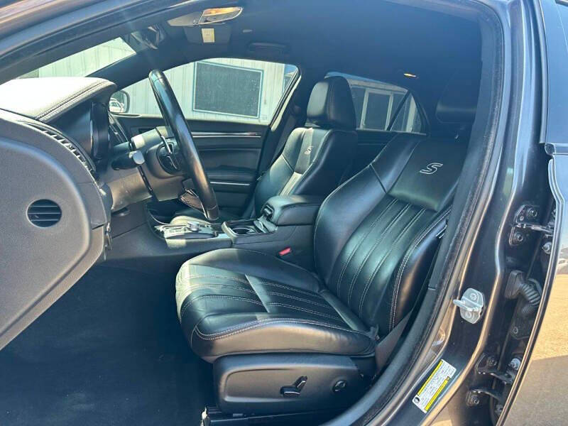 2018 Chrysler 300 Limited