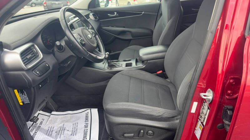 2016 Kia Sorento LX