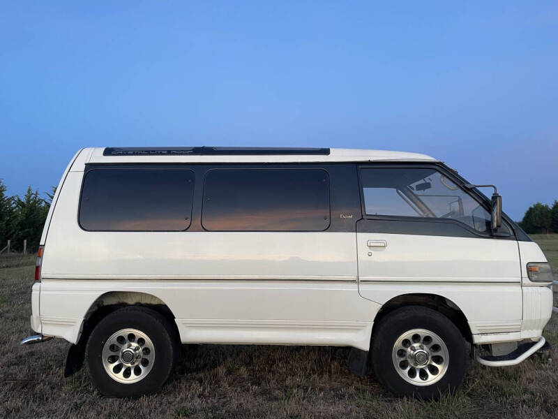 1993 Mitsubishi Delica L300 Star Wagon